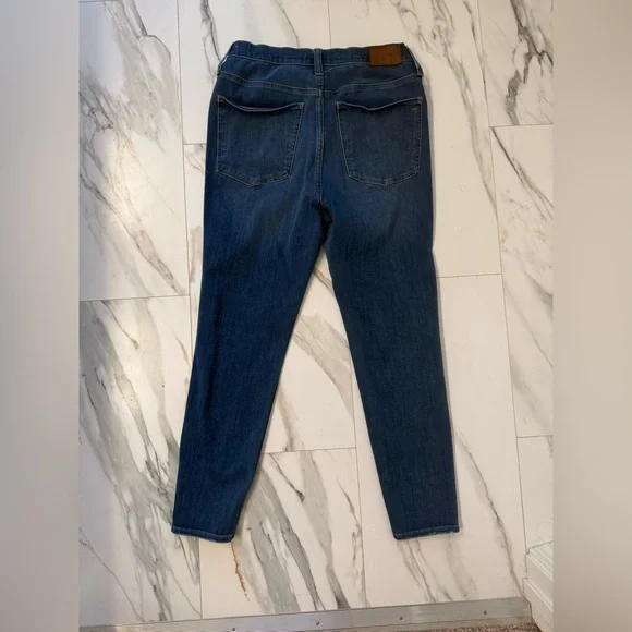 Madewell Roadtripper Jeggings in Ellerby Wash- Zip Pockets - Picture 2 of 2